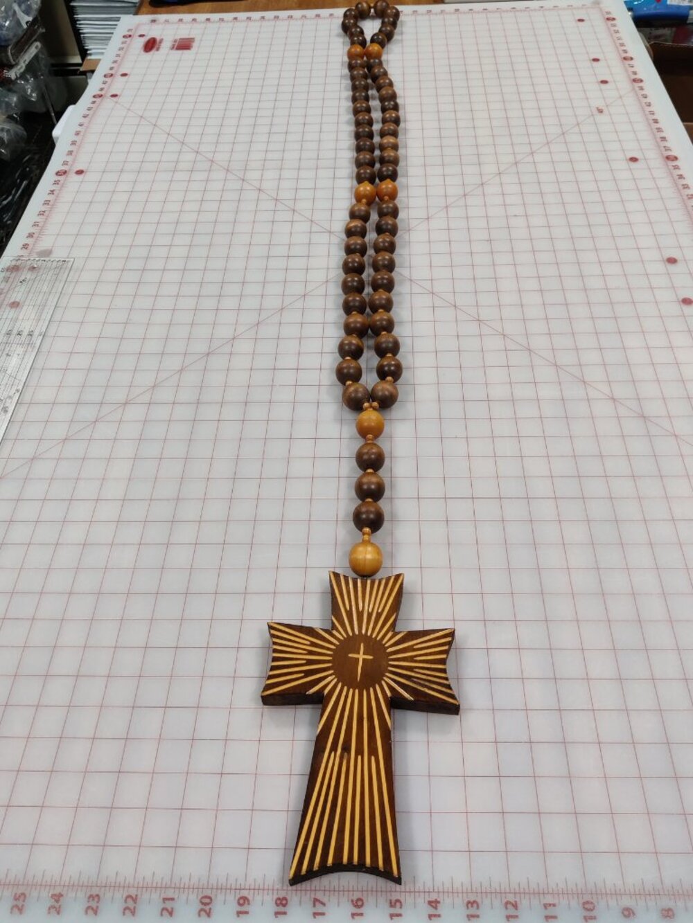 Vintage 1970s Giant Wooden Wall Rosary Oversized 1" Wood Beads Cross - Picture 5 of 6